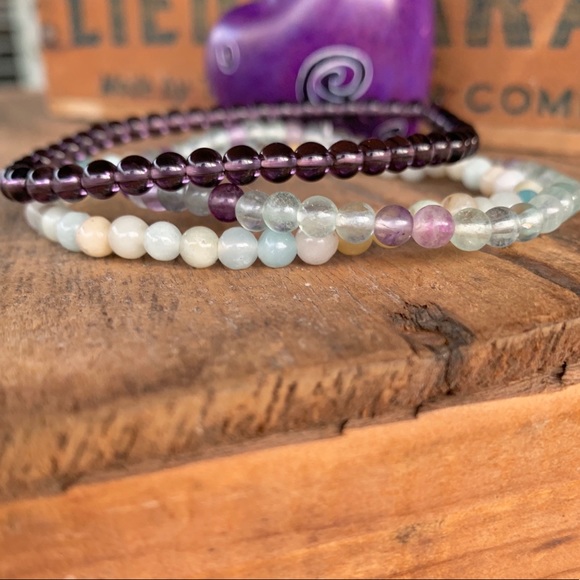 ✨SET OF STONE STACKING BRACELETS -AMETHYST 4mm✨ - Picture 2 of 7